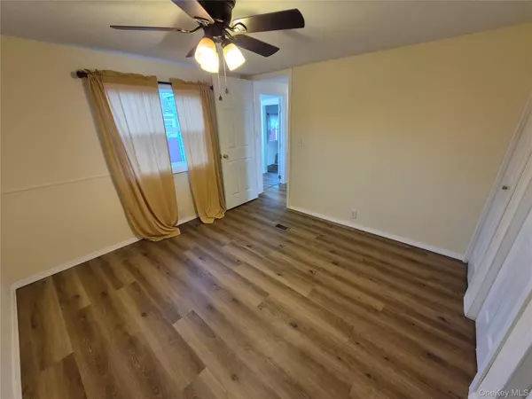 Accord, NY 12404,363 Mettacahonts RD #5