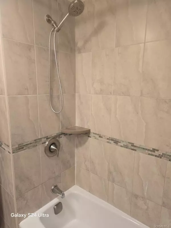 Franklin Square, NY 11010,740 Dogwood AVE #2nd