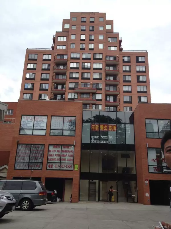 13235 Sanford AVE #4, Flushing, NY 11355