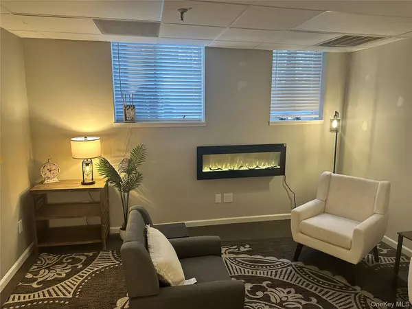 Port Jefferson Village, NY 11777,646 Main ST #Unit #102