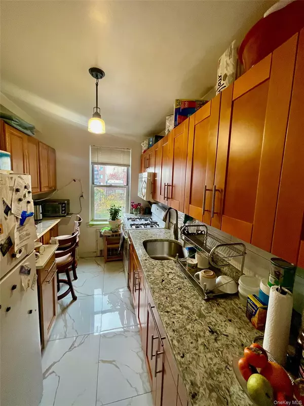 Flushing, NY 11355,134-33 Blossom Ave Blossom AVE #3B