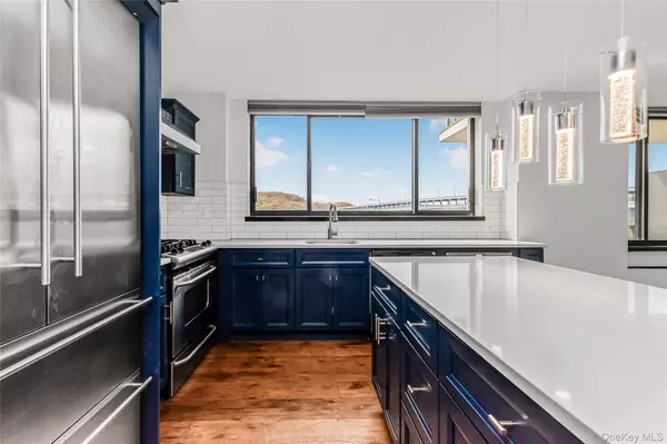 Bronx, NY 10463,2287 Johnson AVE #5F