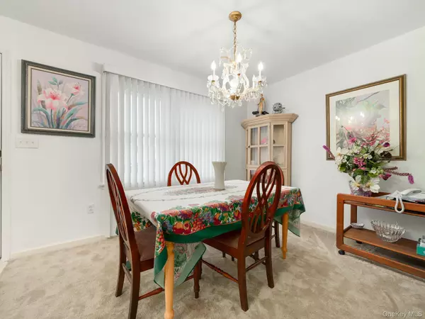 New City, NY 10956,2 Windsor CIR