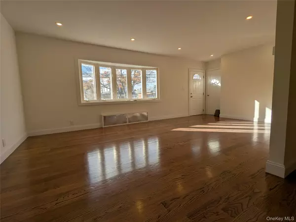 Beechhurst, NY 11357,15751 12th RD