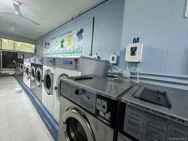 Yonkers, NY 10710,1688 Central Park Ave