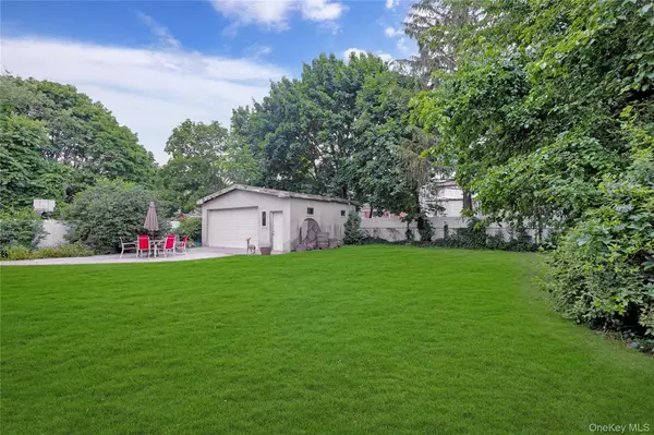 Lynbrook, NY 11563,181 Walnut ST