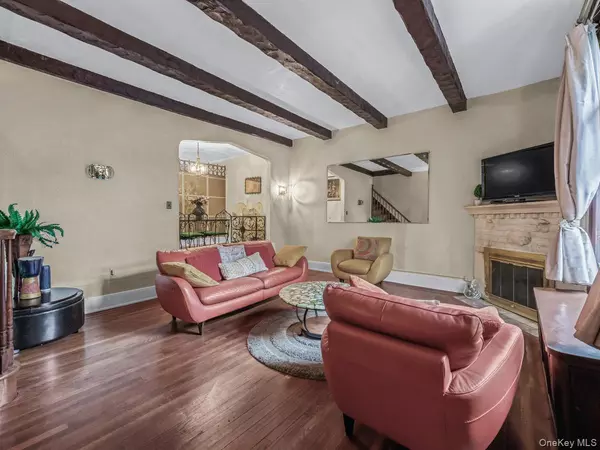 Addisleigh Park, NY 11433,173-17 Sayers AVE