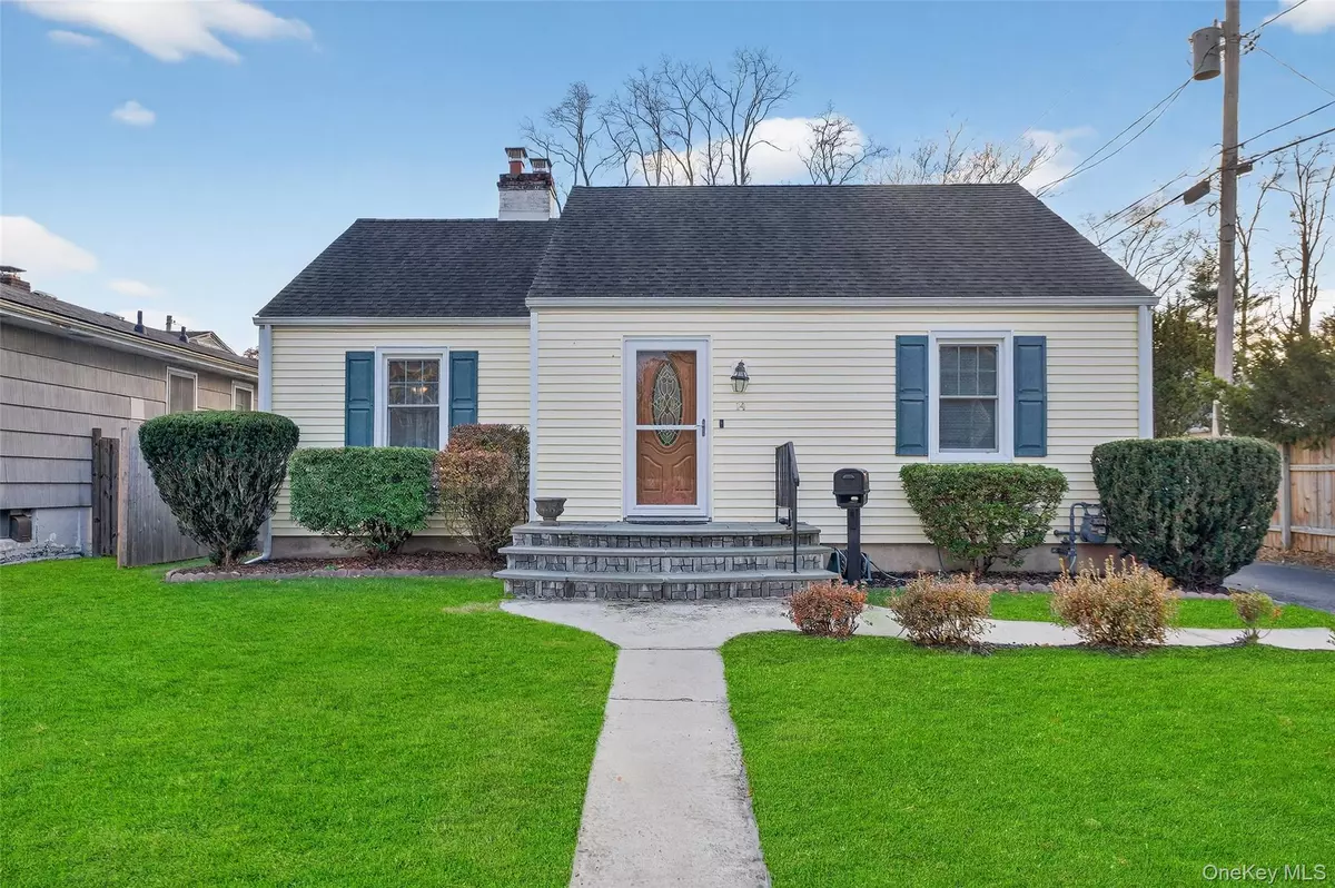 Poughkeepsie, NY 12603,14 Ruppert RD