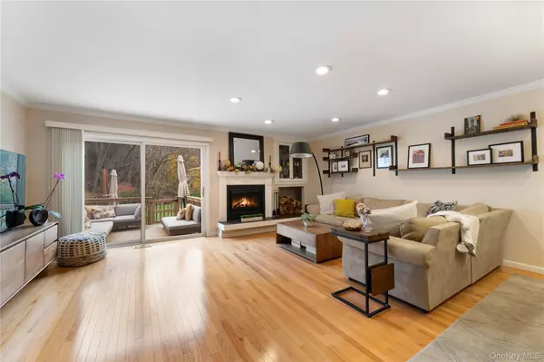 Millwood, NY 10546,17 Ledgewood Commons