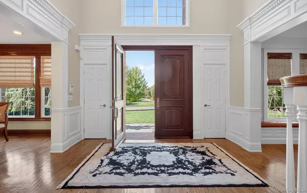 Woodbury, NY 11797,70 Keri WAY