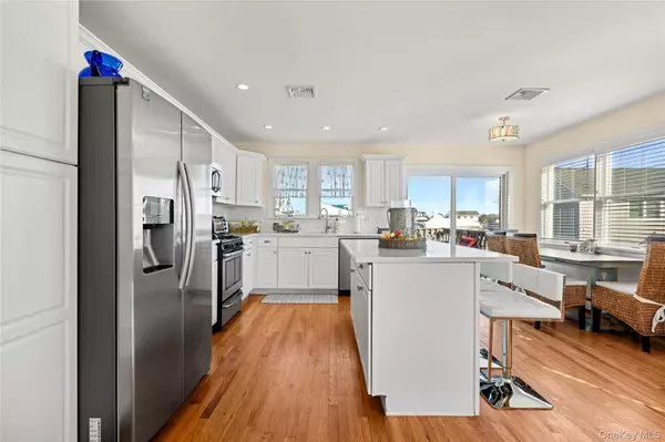 Bay Shore, NY 11706,125 Ocean AVE