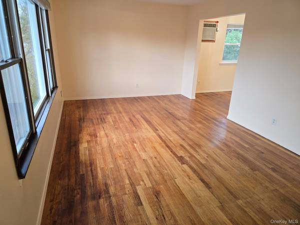 Dobbs Ferry, NY 10522,36 Broadway