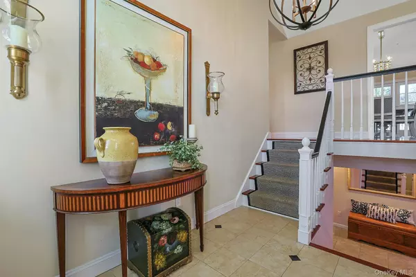 Valhalla, NY 10595,450 Westlake DR