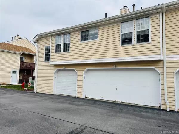 Chester, NY 10918,2812 Whispering HLS