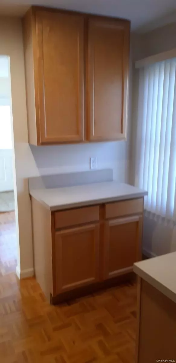 East Setauket, NY 11733,28 Ledgewood CIR