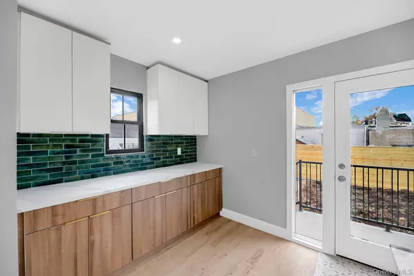 Springfield Gardens, NY 11413,217-14 133rd RD