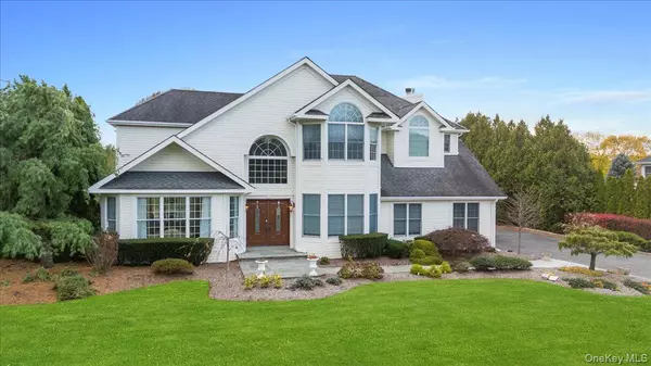 East Northport, NY 11731,56 Rofay DR