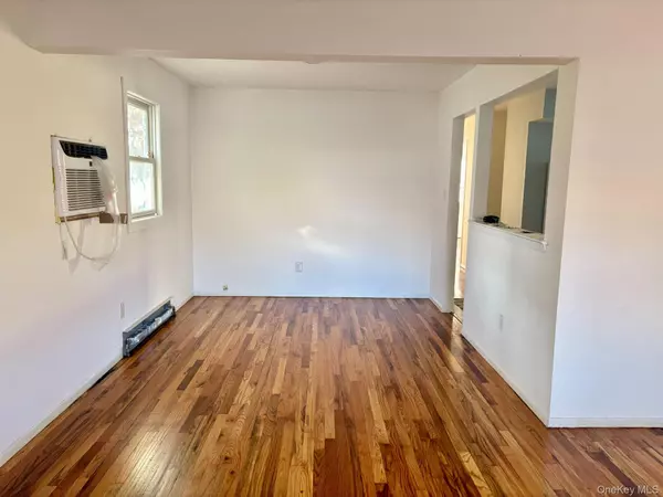 East Rockaway, NY 11518,441 Atlantic AVE #1