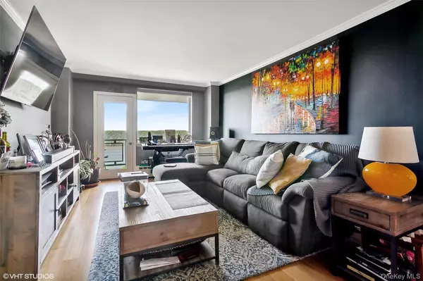 5800 Arlington AVE #19L, Bronx, NY 10471