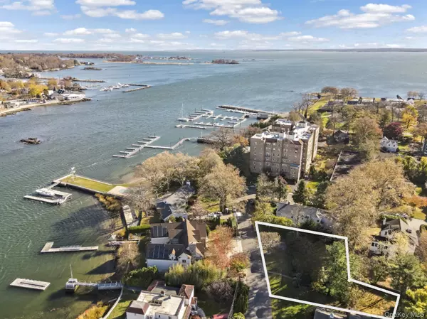 819 The CRES, Mamaroneck, NY 10543