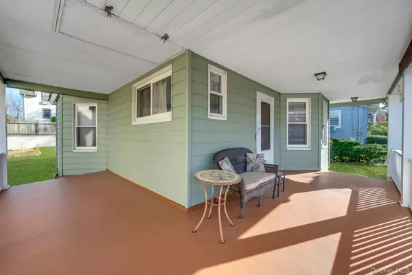 Yonkers, NY 10701,136 Buckingham RD