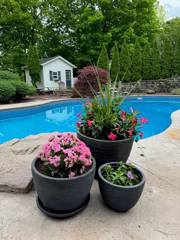 Monroe, NY 10950,18 Peterson RD