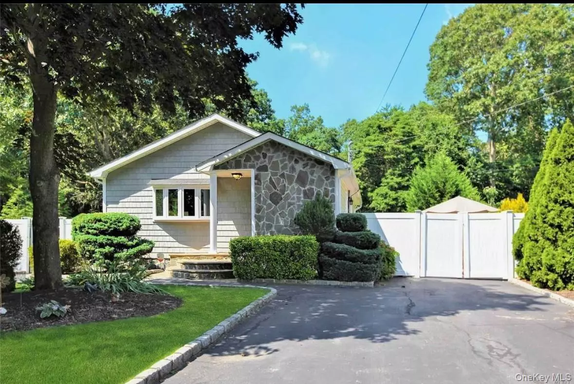 Shirley, NY 11967,465 Wellwood DR