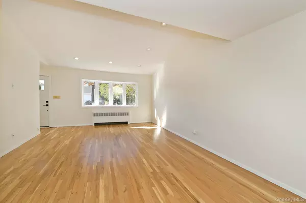 Farmingdale, NY 11735,7 Stephen DR