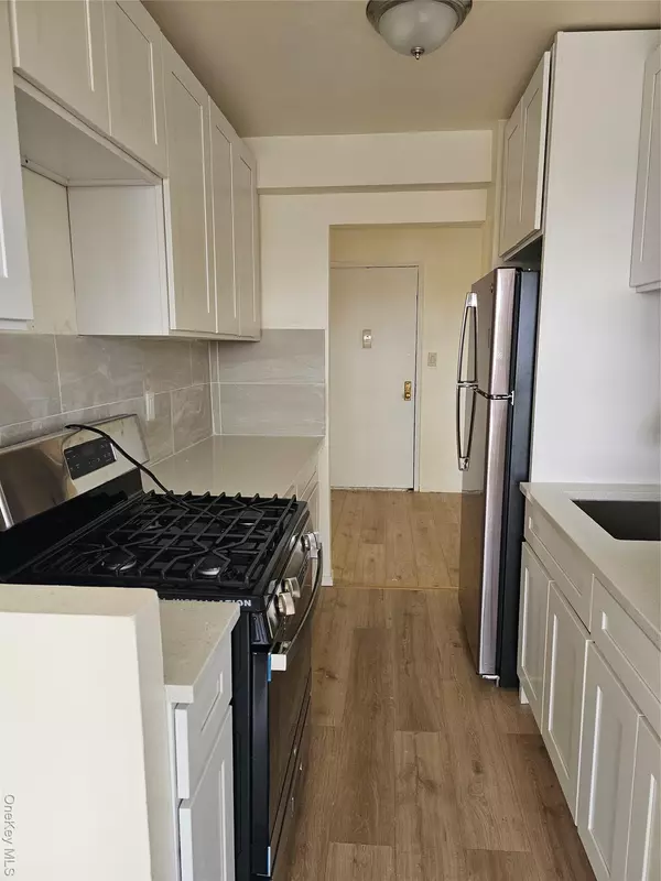 Hempstead, NY 11550,20 Wendell ST