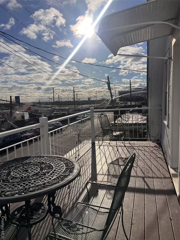 Yonkers, NY 10704,18 Boone