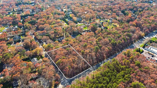 Hampton Bays, NY 11946,267 and 273 West Montauk Highway