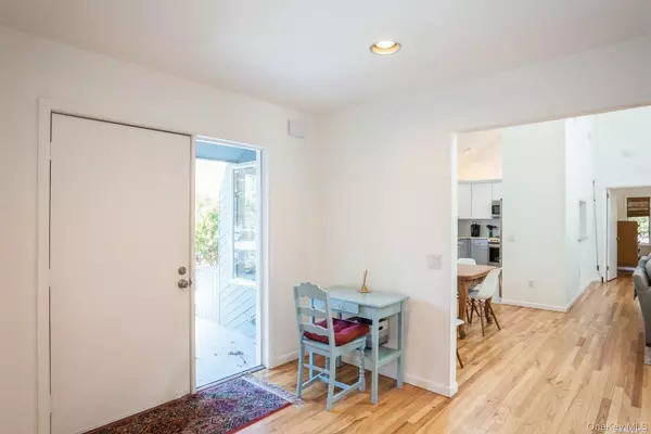 Westhampton, NY 11977,70 Jagger LN