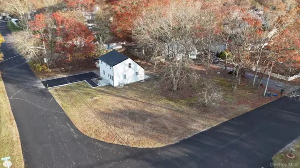 Shirley, NY 11967,33 Broadway ST