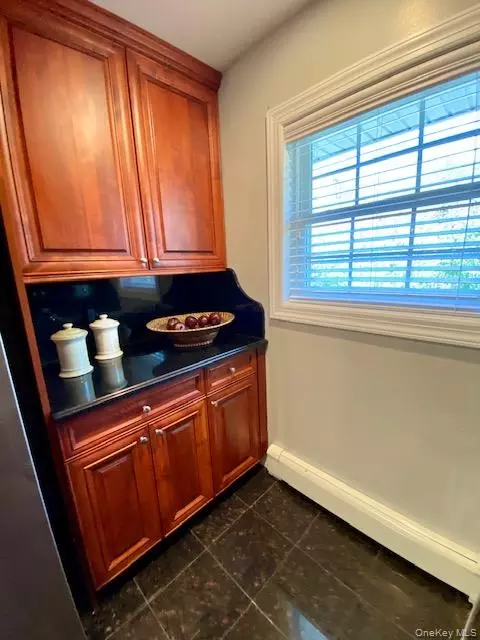 Patchogue, NY 11772,309 Robinson AVE #1