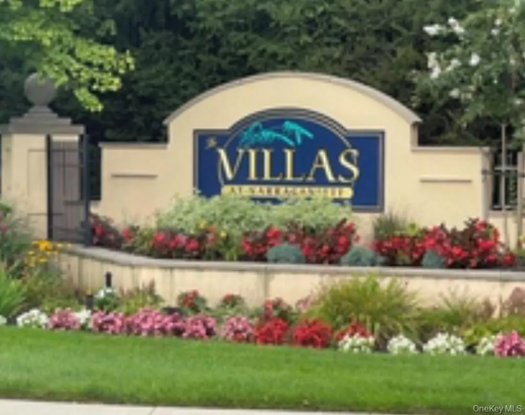 Lindenhurst, NY 11757,816 Narragansett Villas DR #816