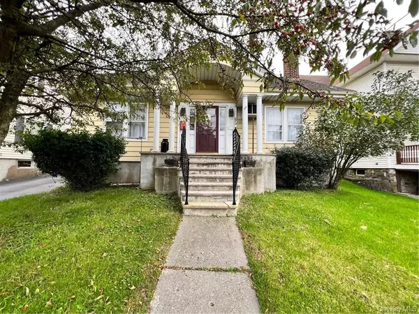 65 Monhagen AVE, Middletown, NY 10940