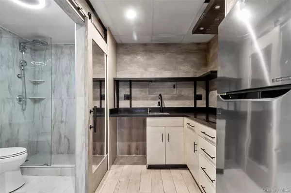 New Rochelle, NY 10801,106 Remington PL