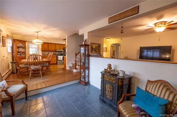 Massapequa, NY 11758,2 Bernard ST