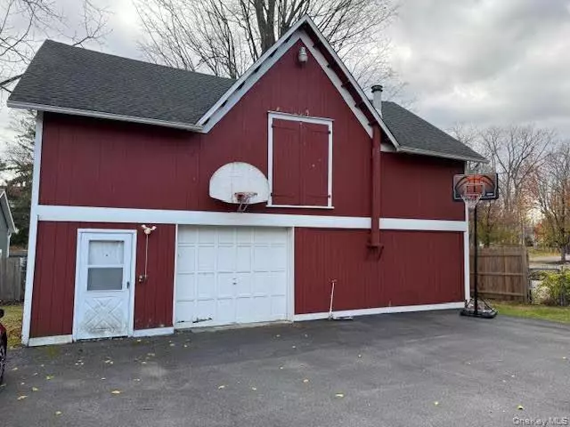 Cornwall On Hudson, NY 12520,223 Hudson ST #GARAGE/BARN