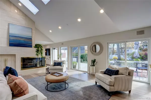 Rockville Centre, NY 11570,12 Combes AVE