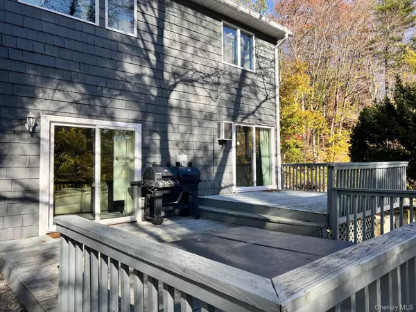 Cold Spring Harbor, NY 11724,Address not disclosed
