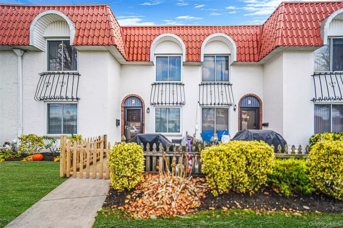 Oceanside, NY 11572,2 Alhambra DR