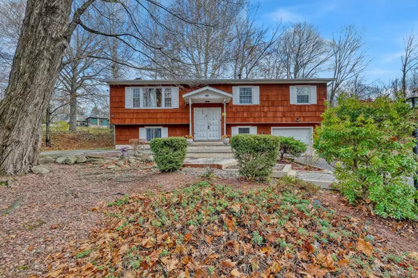 1 Townsend ST, New Windsor, NY 12553