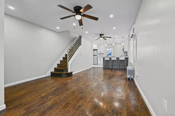 Brooklyn, NY 11234,1971 Hendrickson ST