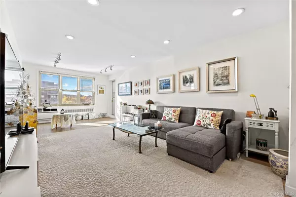 23-45 Bell BLVD #5G, Bayside, NY 11360