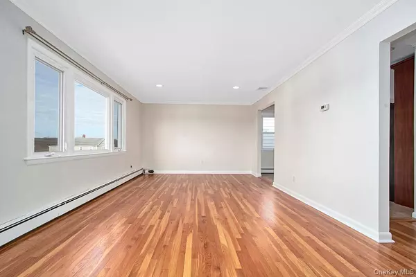 West Harrison, NY 10604,222 Gainsborg AVE