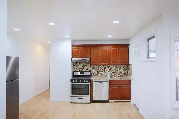 Richmond Hill, NY 11418,8735 129th ST