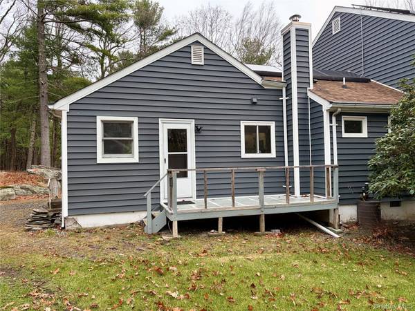 44 Gregory RD, Glen Spey, NY 12737