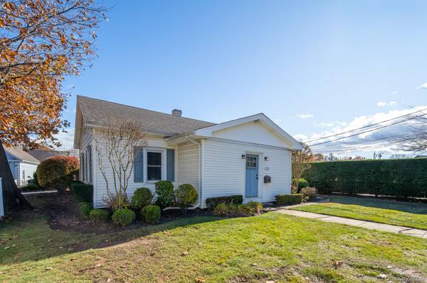 Northport, NY 11768,176 Laurel AVE