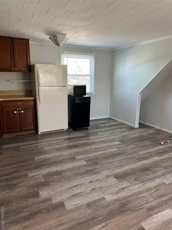 Franklin Square, NY 11010,626 Wool AVE